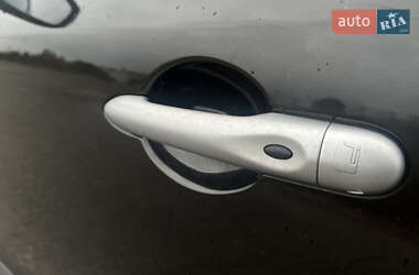 Хэтчбек Renault Megane 2009 в 