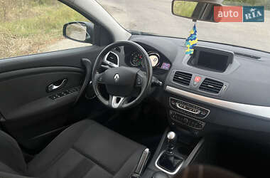 Хэтчбек Renault Megane 2009 в 