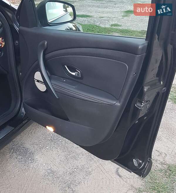 Универсал Renault Megane 2015 в Ровно