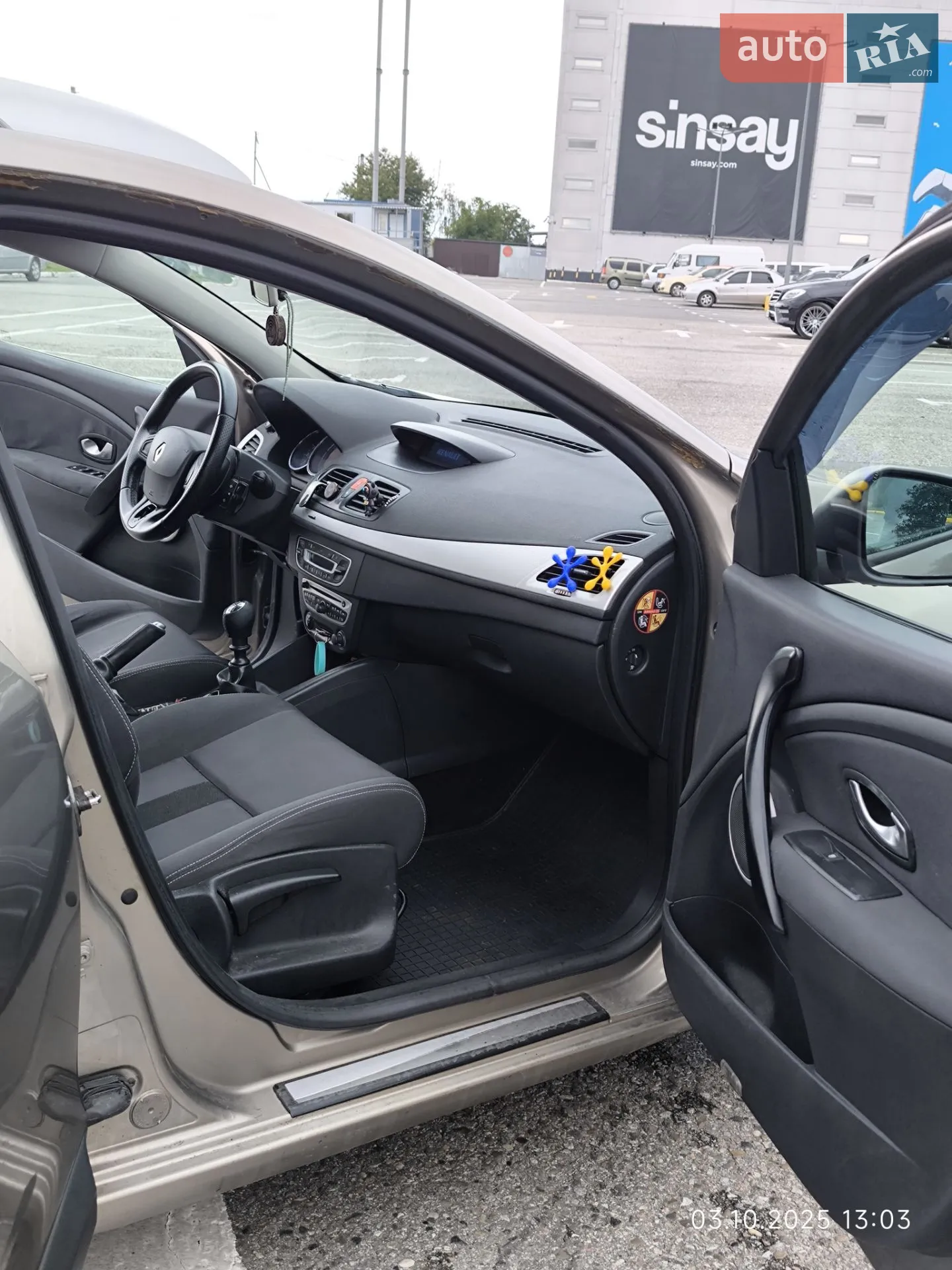 2011 Renault Megane - мініатюра 29