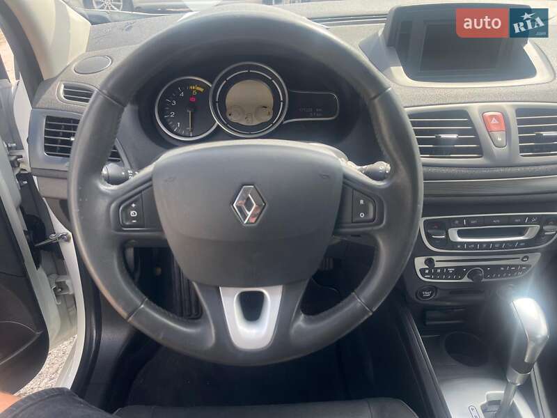 Универсал Renault Megane 2011 в Ужгороде фото 14 Универсал Renault Megane 2011 в Ужгороде