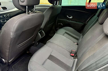 Хэтчбек Renault Megane 2009 в 