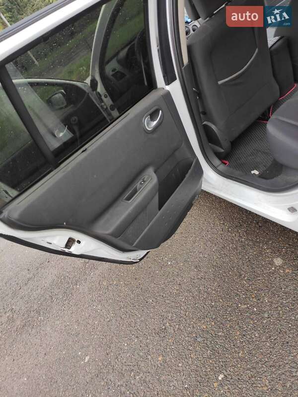 Универсал Renault Megane 2005 в Коломые фото 17 Универсал Renault Megane 2005 в Коломые