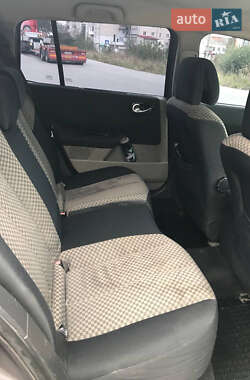 Универсал Renault Megane 2003 в 
