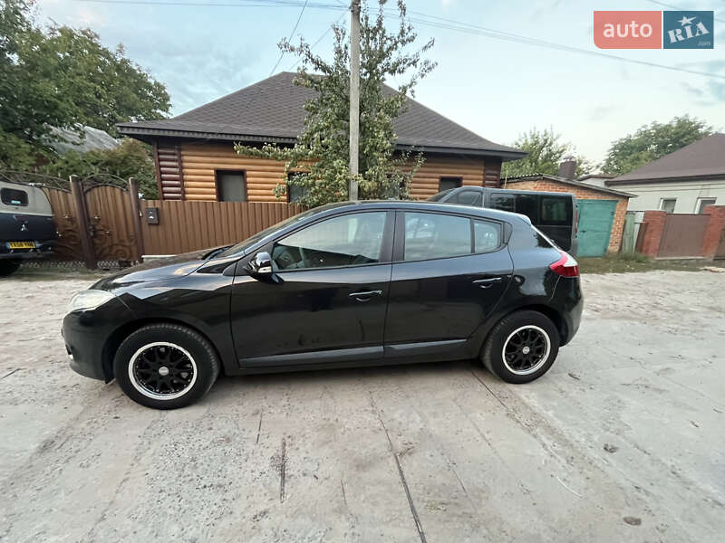 Хетчбек Renault Megane 2010 в Охтирці фото 14 Хетчбек Renault Megane 2010 в Охтирці