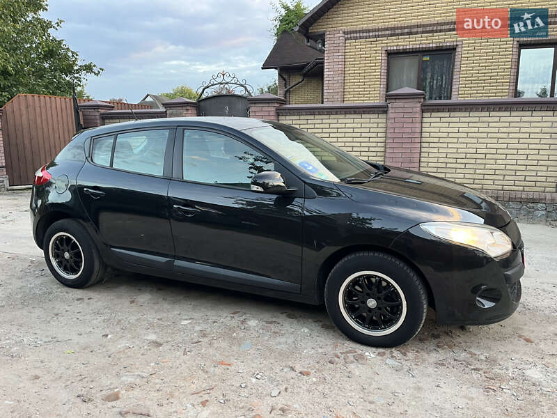 Хетчбек Renault Megane 2010 в Охтирці фото 19 Хетчбек Renault Megane 2010 в Охтирці