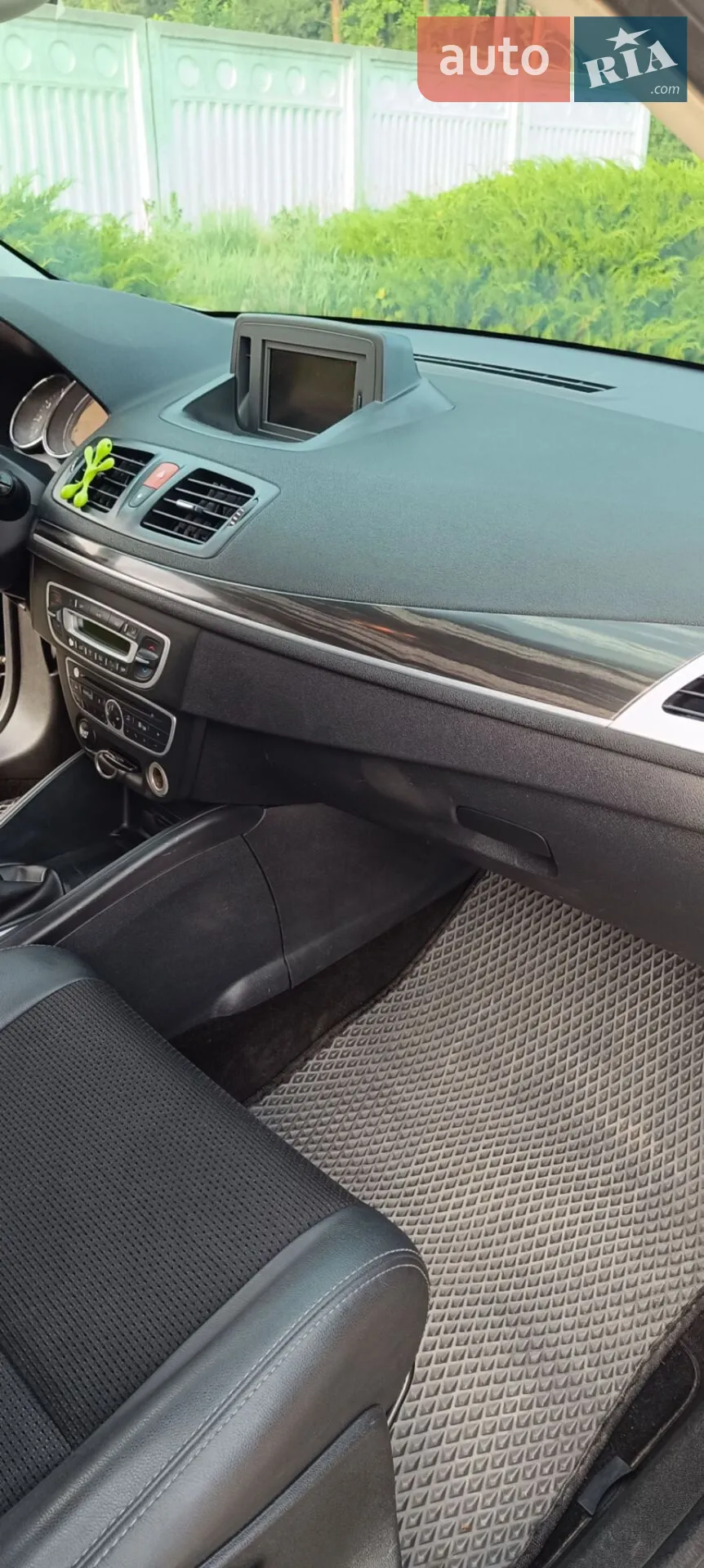 2010 Renault Megane - мініатюра 17