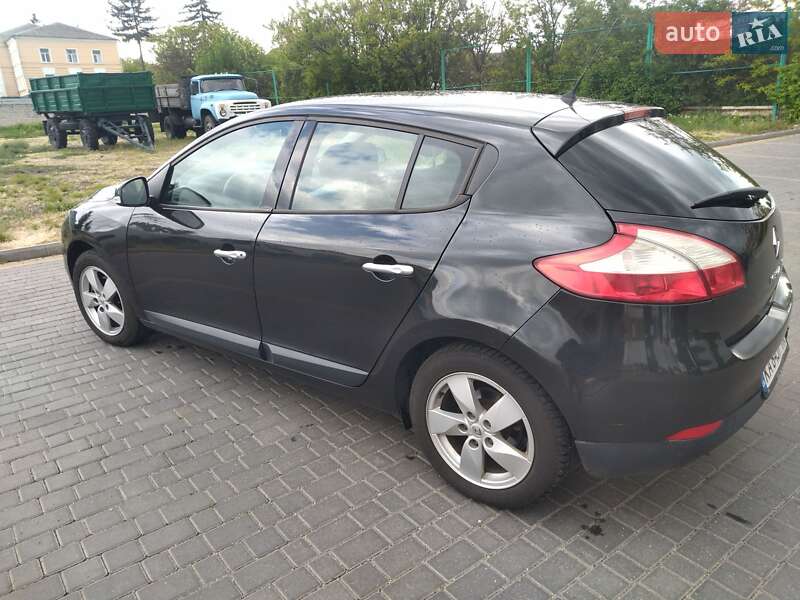 Хэтчбек Renault Megane 2009 в Мироновке