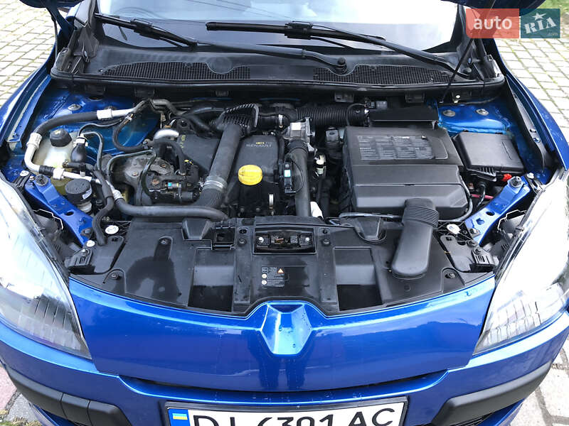 Хетчбек Renault Megane 2012 в Шептицькому фото 11 Хетчбек Renault Megane 2012 в Шептицькому