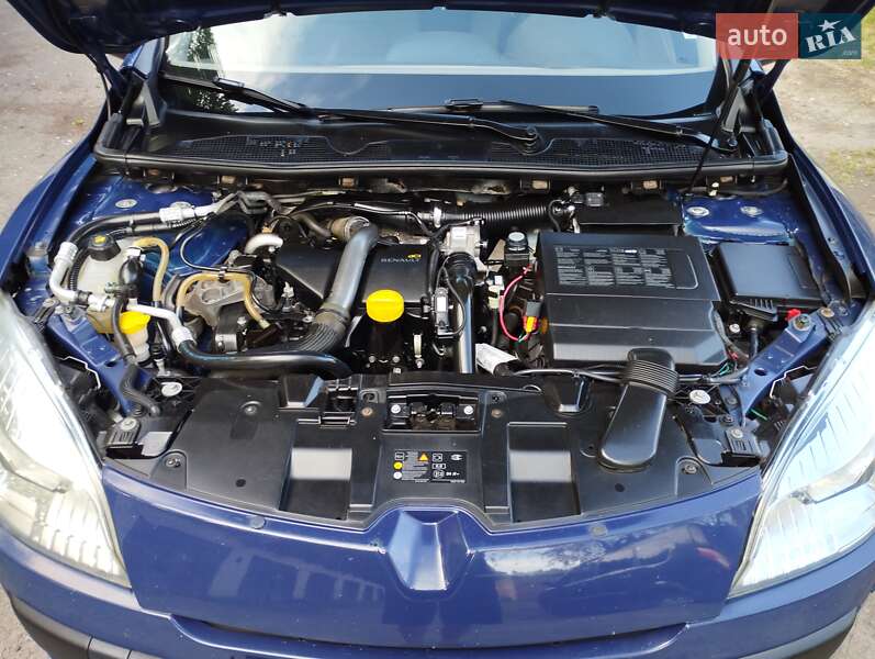 Универсал Renault Megane 2010 в Остроге