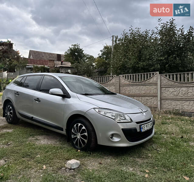 Универсал Renault Megane 2012 в Кривом Роге фото Универсал Renault Megane 2012 в Кривом Роге