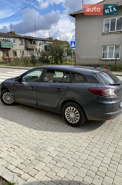 Универсал Renault Megane 2010 в 