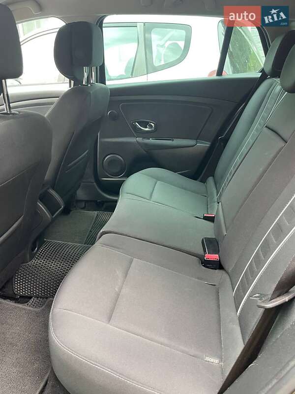 Универсал Renault Megane 2013 в Мироновке