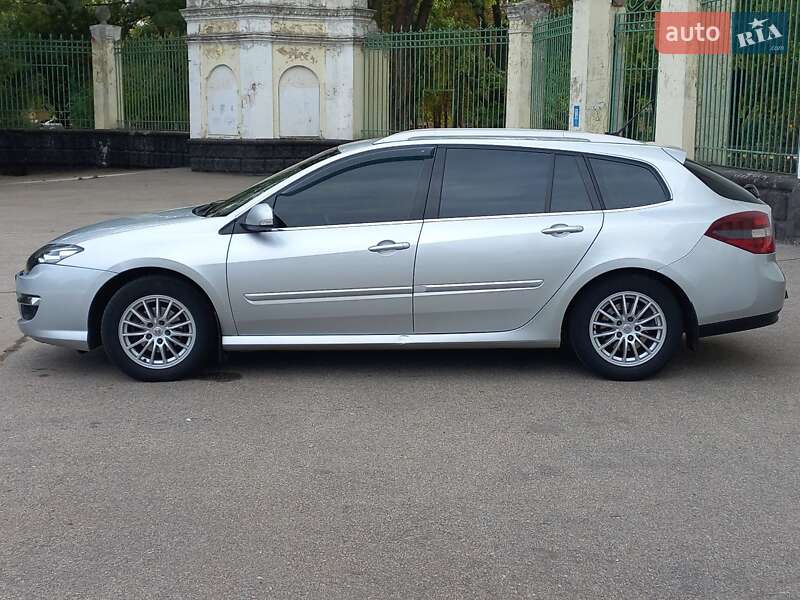 Універсал Renault Megane 2011 в Жовтих Водах фото 4 Універсал Renault Megane 2011 в Жовтих Водах