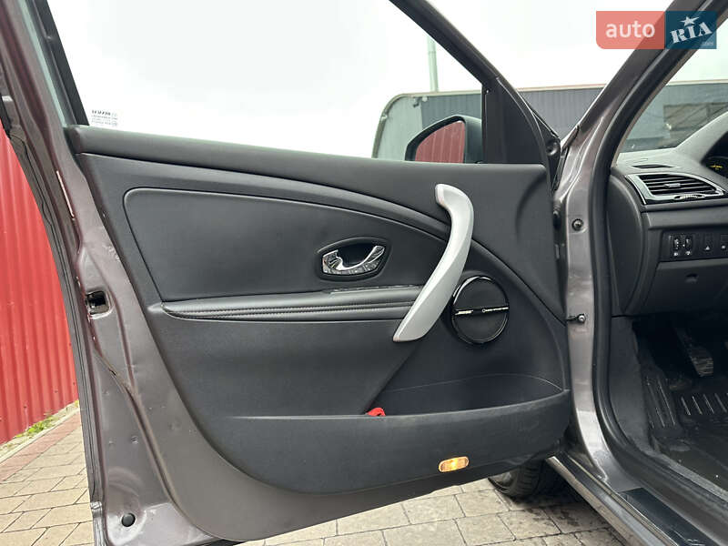 Универсал Renault Megane 2012 в Бродах фото 17 Универсал Renault Megane 2012 в Бродах