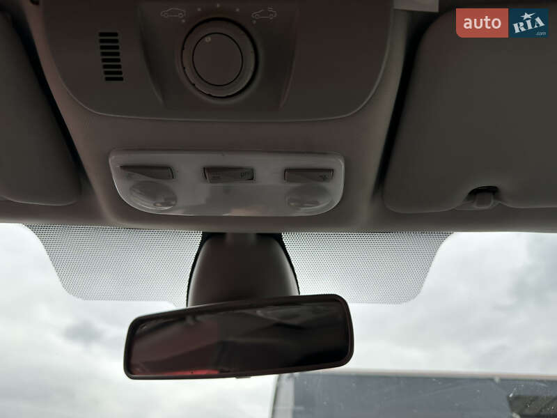 Универсал Renault Megane 2012 в Бродах фото 23 Универсал Renault Megane 2012 в Бродах