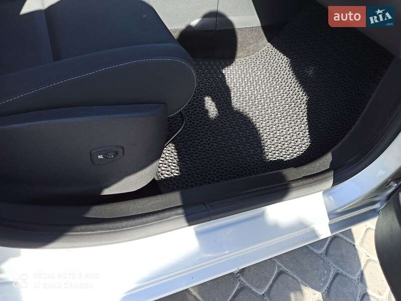 Універсал Renault Megane 2011 в Новомосковську фото 19 Універсал Renault Megane 2011 в Новомосковську