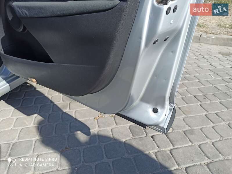 Універсал Renault Megane 2011 в Новомосковську фото 23 Універсал Renault Megane 2011 в Новомосковську