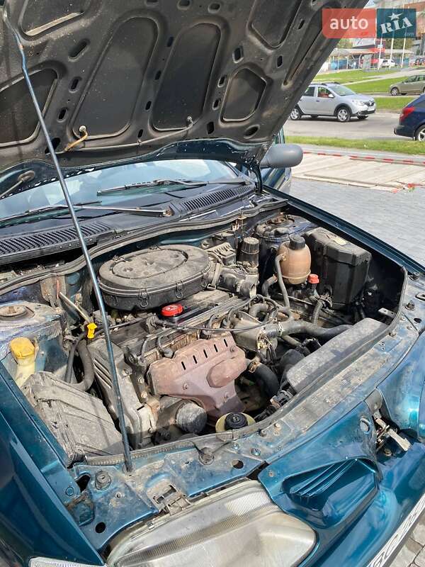 Седан Renault Megane 1998 в Львове фото 3 Седан Renault Megane 1998 в Львове