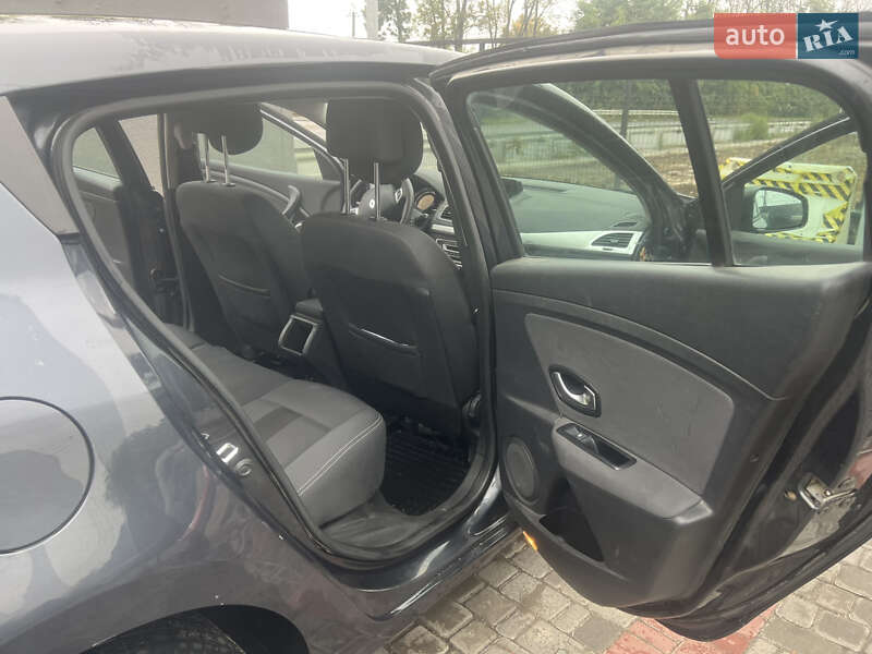 Хэтчбек Renault Megane 2011 в Виннице