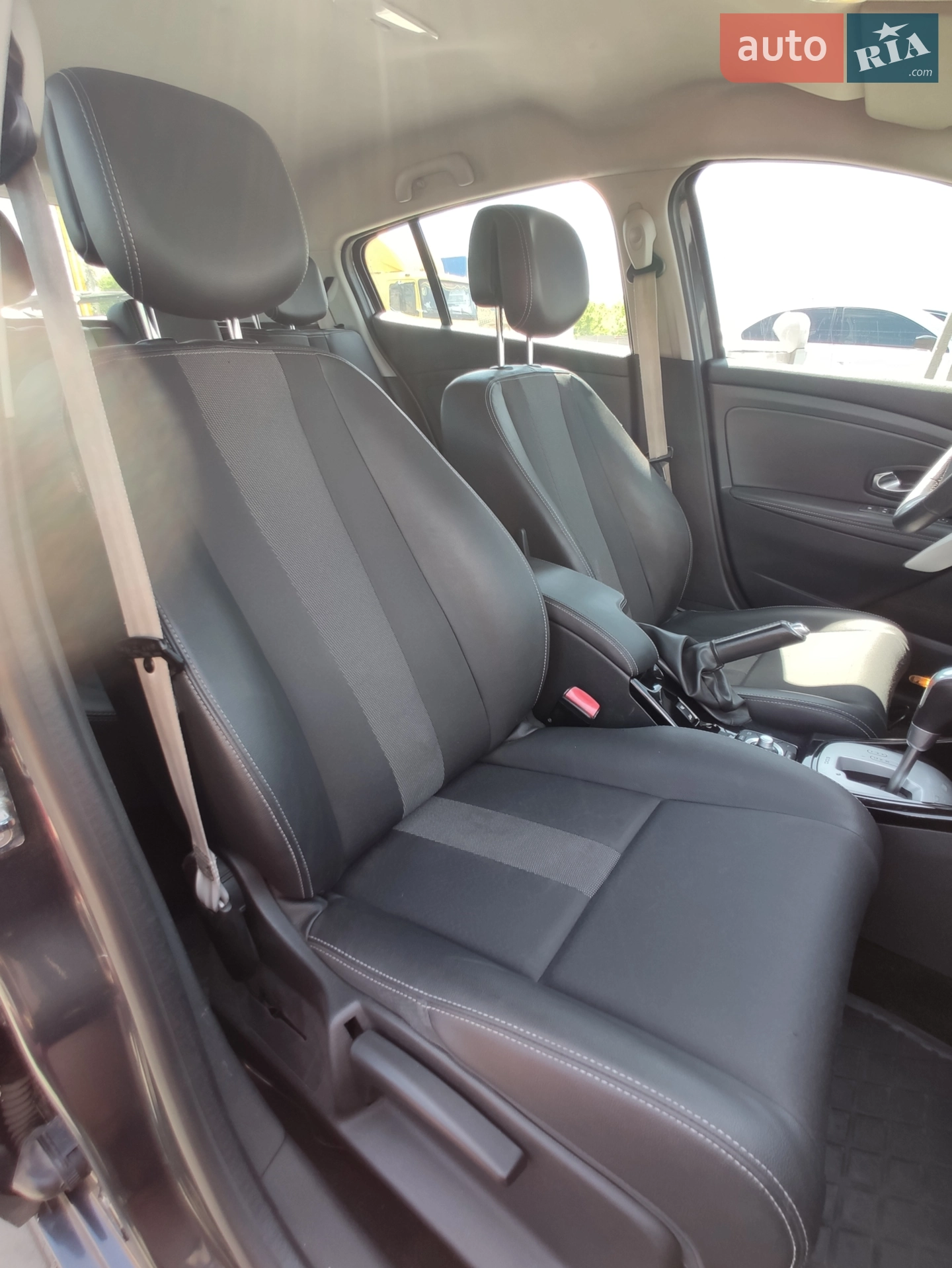 2011 Renault Megane - мініатюра 17