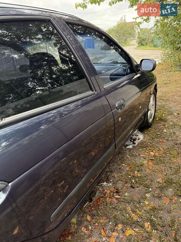 Седан Renault Megane 2000 в Кременчуге фото 5 Седан Renault Megane 2000 в Кременчуге