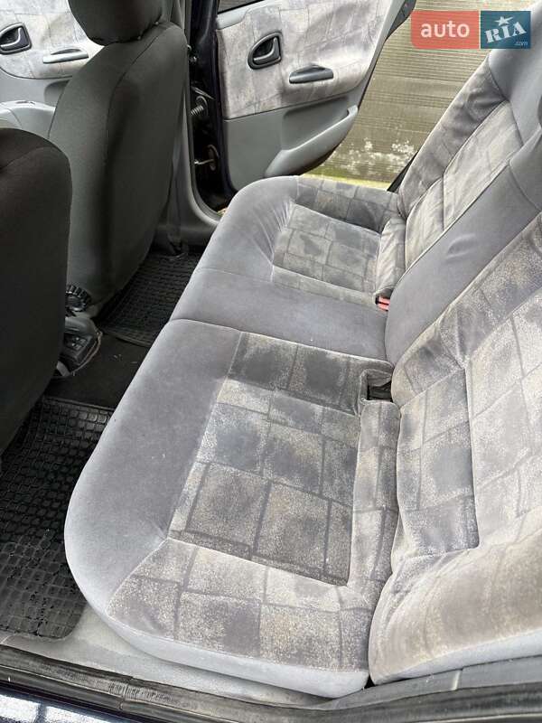 Седан Renault Megane 2000 в Кременчуге фото 11 Седан Renault Megane 2000 в Кременчуге