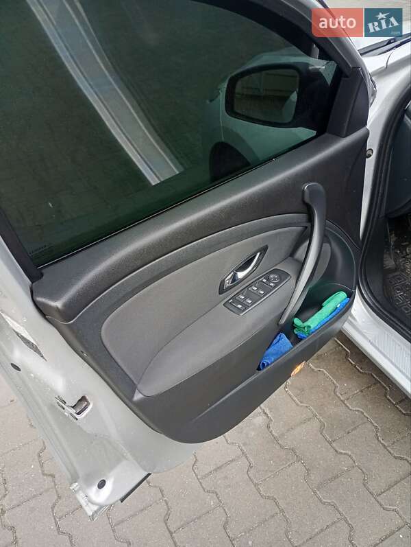 Универсал Renault Megane 2013 в Староконстантинове фото 20 Универсал Renault Megane 2013 в Староконстантинове