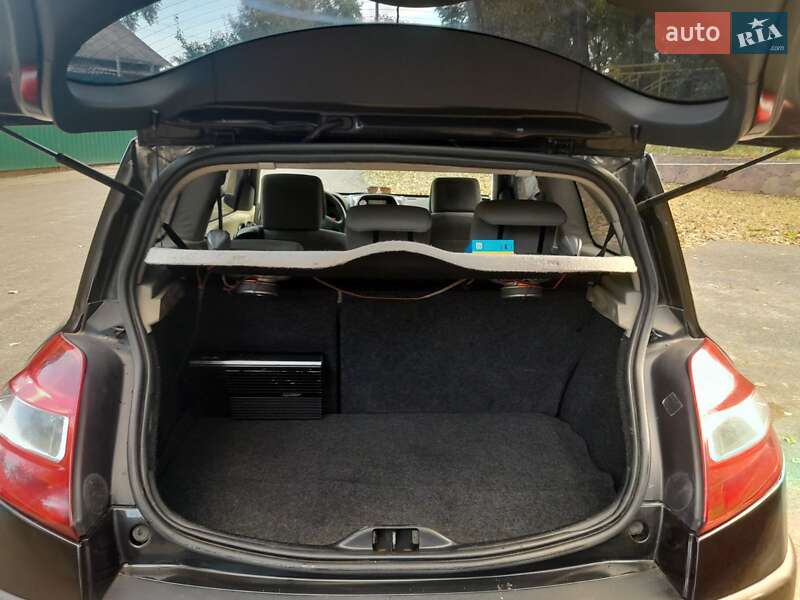 Хэтчбек Renault Megane 2006 в Киеве фото 10 Хэтчбек Renault Megane 2006 в Киеве