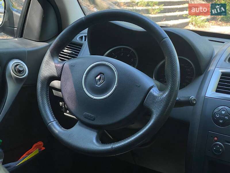 Седан Renault Megane 2007 в Дніпрі фото 17 Седан Renault Megane 2007 в Дніпрі