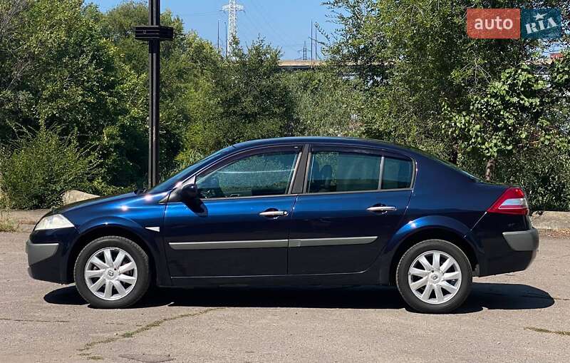 Седан Renault Megane 2007 в Дніпрі фото 4 Седан Renault Megane 2007 в Дніпрі