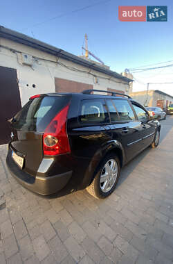 Универсал Renault Megane 2004 в 