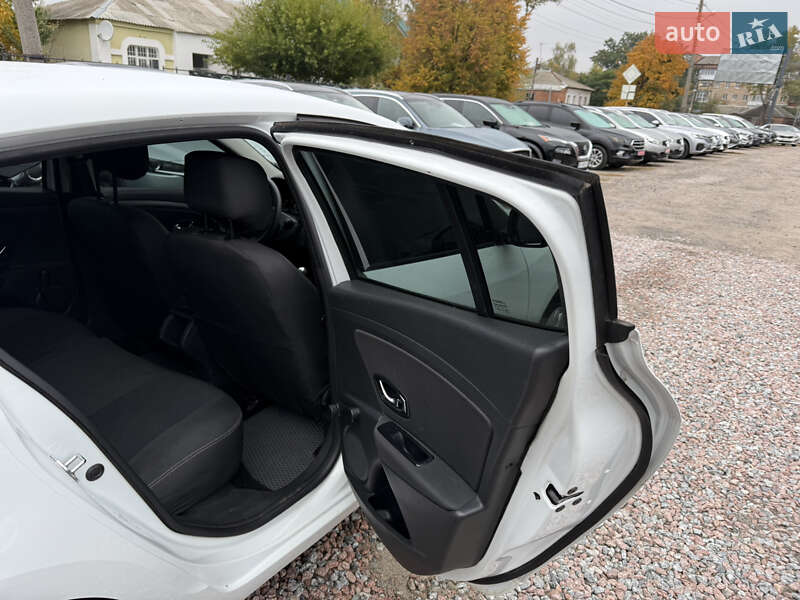 Хэтчбек Renault Megane 2015 в Полтаве