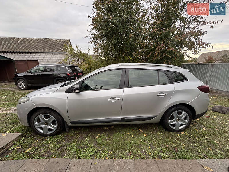 Универсал Renault Megane 2011 в Мироновке фото 4 Универсал Renault Megane 2011 в Мироновке