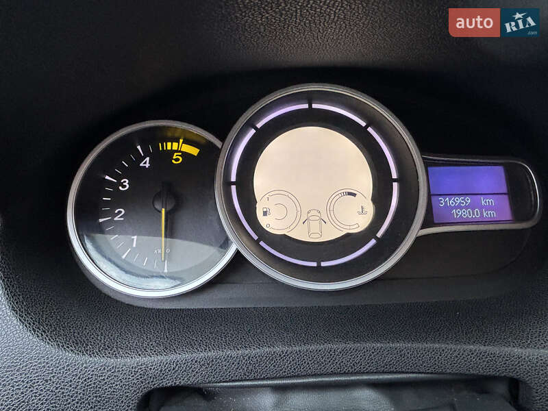 Универсал Renault Megane 2011 в Мироновке фото 12 Универсал Renault Megane 2011 в Мироновке