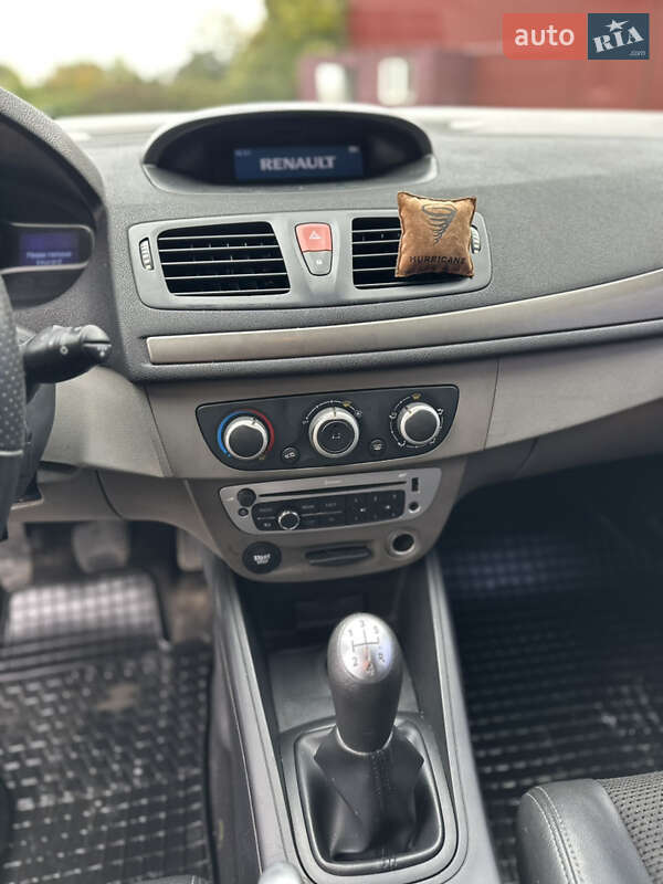 Хетчбек Renault Megane 2009 в Львові фото 10 Хетчбек Renault Megane 2009 в Львові