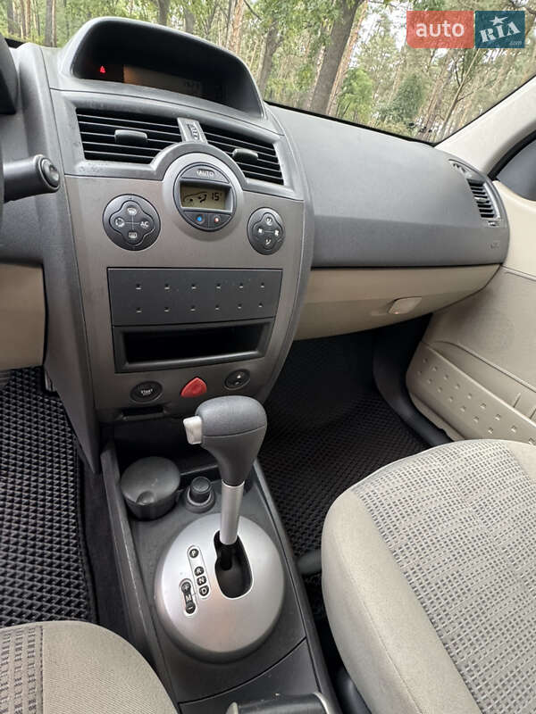 Седан Renault Megane 2008 в Киеве