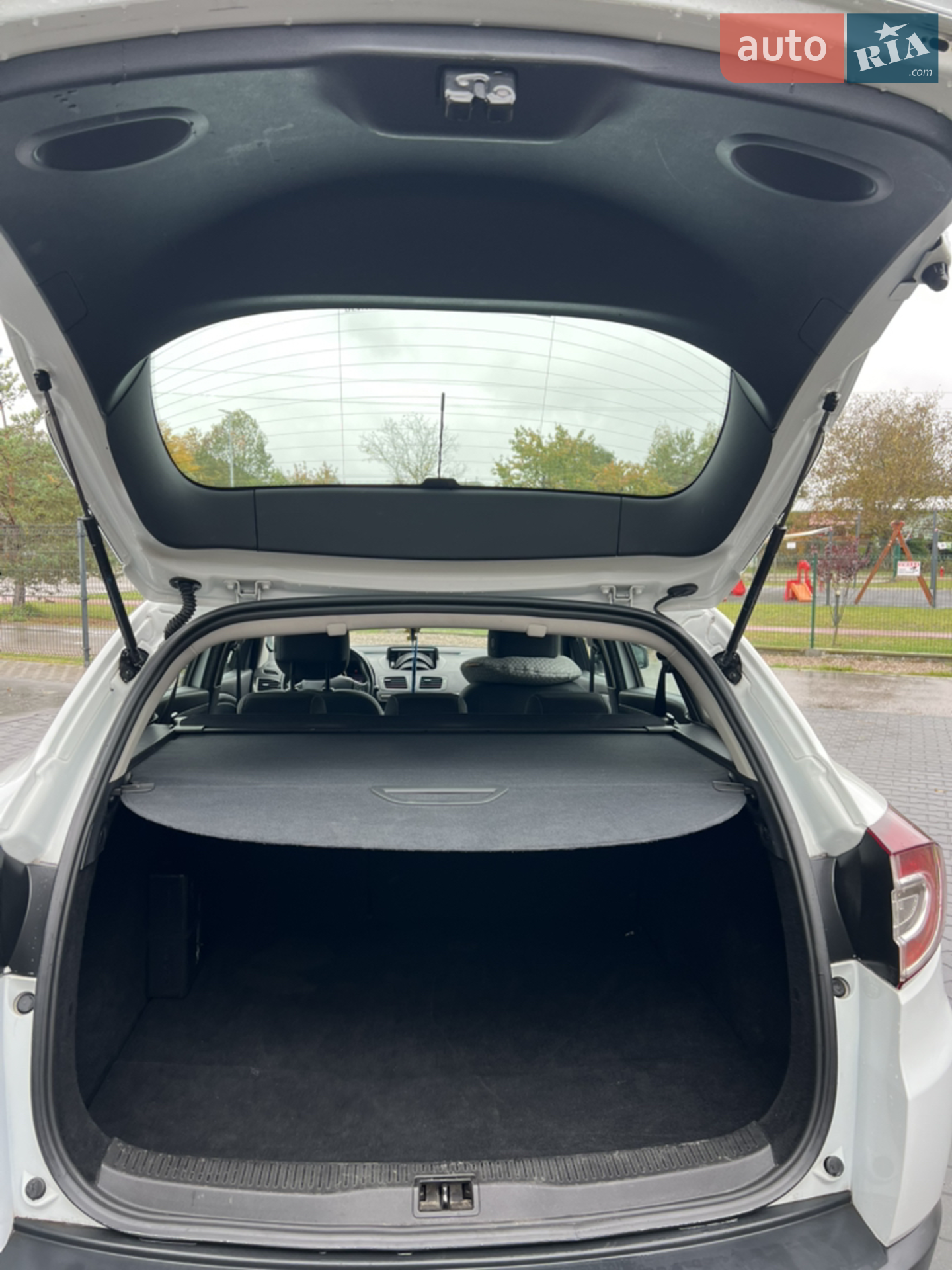 2015 Renault Megane - мініатюра 12