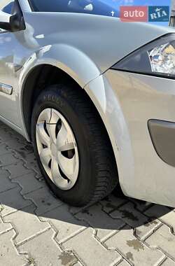 Седан Renault Megane 2003 в 