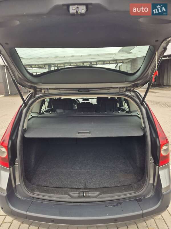 Универсал Renault Megane 2005 в Луцке фото 2 Универсал Renault Megane 2005 в Луцке