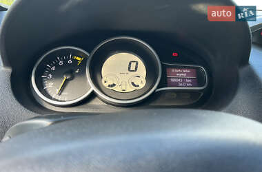 Хэтчбек Renault Megane 2012 в 