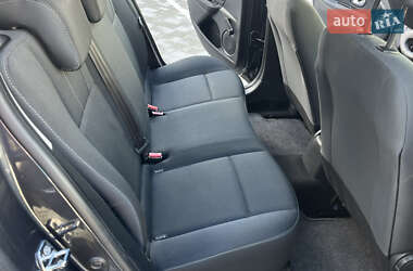 Хэтчбек Renault Megane 2012 в 