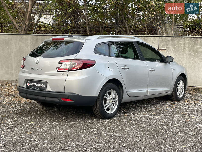 Універсал Renault Megane 2015 в Києві фото 10 Універсал Renault Megane 2015 в Києві