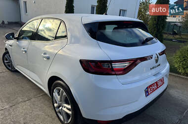 Хэтчбек Renault Megane 2018 в 