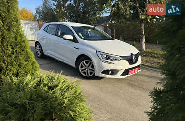 Хэтчбек Renault Megane 2018 в 