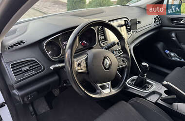 Хэтчбек Renault Megane 2018 в 