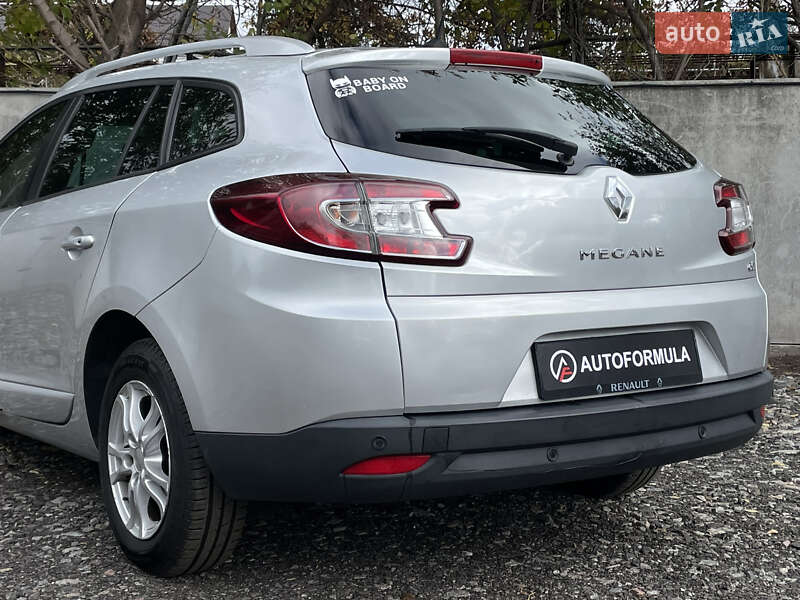 Універсал Renault Megane 2015 в Києві фото 7 Універсал Renault Megane 2015 в Києві