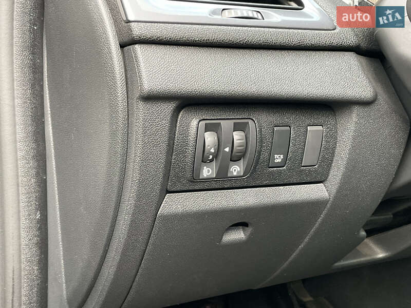 Універсал Renault Megane 2015 в Києві фото 24 Універсал Renault Megane 2015 в Києві