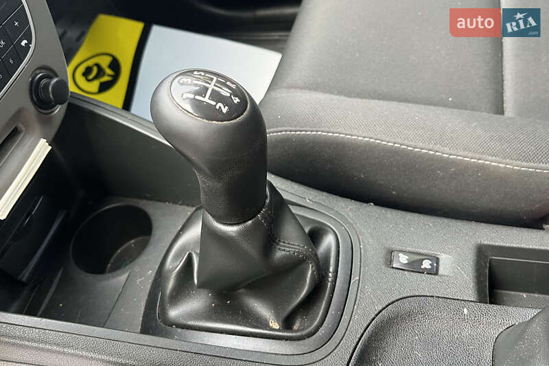 Хетчбек Renault Megane 2011 в Стрию фото 15 Хетчбек Renault Megane 2011 в Стрию