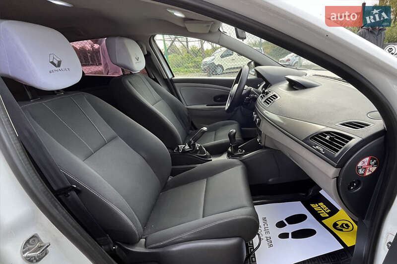 Хетчбек Renault Megane 2011 в Стрию фото 22 Хетчбек Renault Megane 2011 в Стрию